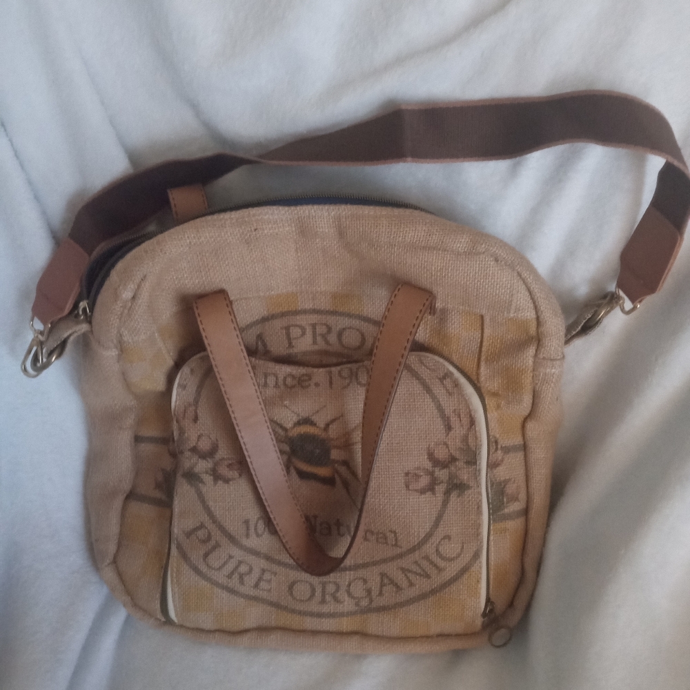 Honey Bee Farm House Soft Burlap Handbag